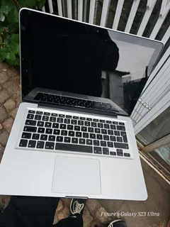 Very clean MacBook Pro 13 for sale