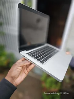 Very clean MacBook Pro 13 for sale