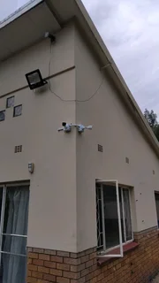 GATE AND GARAGE DOOR INSTALLATION AND SERVICE REPAIR