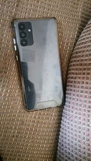 Samsung galaxy a04e 32gb R1200 slightly negotiable