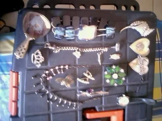 Antique ladies jewelry