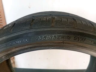 235/35Z R19 91W Tyre