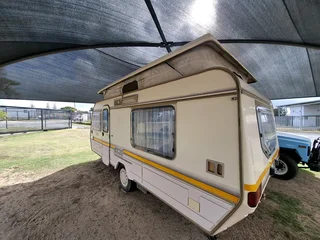 Wilk Topaz 1994 Caravan