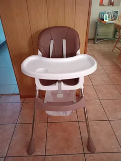 Feeding chair