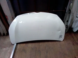Toyota Agya bonnet