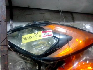 Mazda bt50 headlight