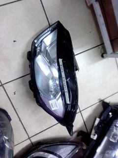 Am selling ford ecosport headlight