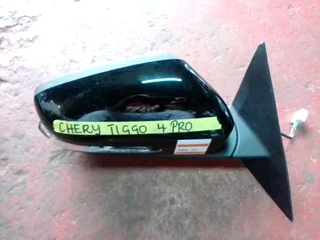 Am selling cherry tiggo mirror
