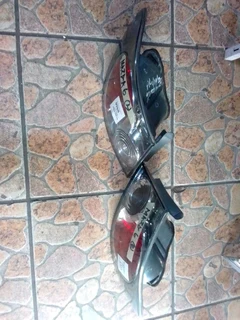 Am selling mazda 6 tailight