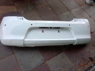 Am selling suzuki swift back bumper