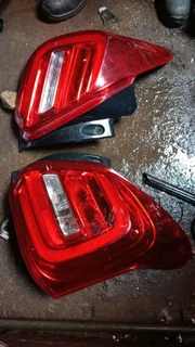 Am selling suzuki swift tailight