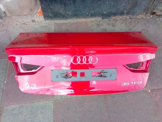 Am selling audi A3 booth