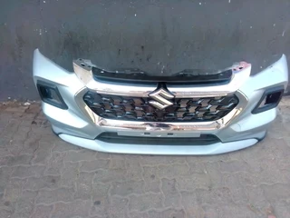 Am selling suzuki vitara front bumper