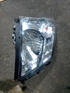 Am selling toyota hino headlight