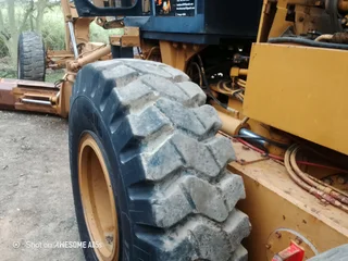 2007 Mitsubishi MG 460 grader for sale