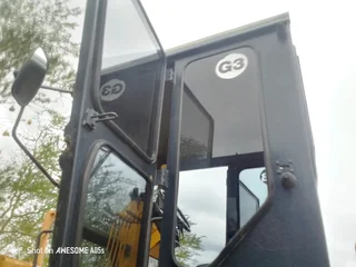 2007 Mitsubishi MG 460 grader for sale