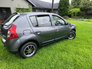 Renault sandero 1.6