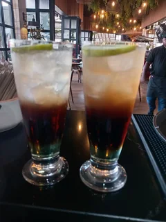 Looking for job as a Barista/Barman or Waitress