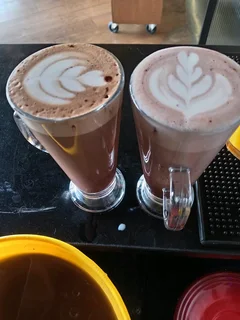 Looking for job as a Barista/Barman or Waitress