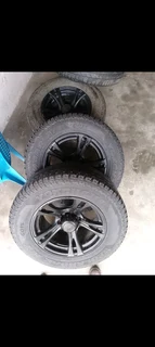 17 inch 9j bakkie rims with Yokohama tyres