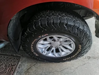 16 inch bakkie rims and tyres