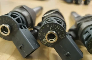 BMW F30 320D Diesel B47 Engine CDE EDC ELECTRONIC DIESEL Controlled *BMW F20 120D Diesel B47 Engine