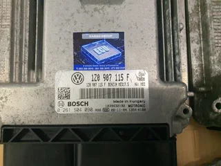 VW Amarok 2.0i CFPA Engine CDE Petrol Management System 2007-2015 Genuine Used Bosch Manual Basic En