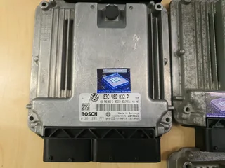 VW Transporter T5 2.0 TDI CAAB Engine CDE EDC ELECTRONIC DIESEL Controlled 2006-2016 Genuine Used Bo