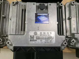 VW Transporter T5 2.0 TDI CAAB Engine CDE EDC ELECTRONIC DIESEL Controlled 2006-2016 Genuine Used Bo