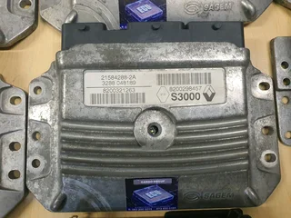 For All Your Renault Scenic ii 1.6i 16 Valve *Renault Clio II 1.4i 16 Valve Petrol *Renault Megane 1