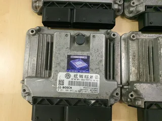 VW Amarok 2.0i CFPA Engine CDE Petrol Management System 2007-2015 Genuine Used Bosch Manual Basic En