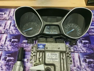 Ford Focus 3 2.0 TDCI Diesel Management System EDC Electronic Diesel Controlled Lockset 2011-2015 Ge