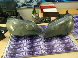 BMW E70 X5 3.0D N57D30 Engine CDE 2007-2011 Genuine Used OEM BMW Front Headlights Set Part number Ve