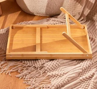 Foldable bamboo table