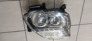 Nissan X-trail 2010-2014 Headlight Rhs Available