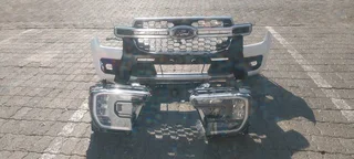 FORD RANGER T9 LED HEADLIGHTS AND COMPLETE FRONT BUMPER