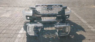 FORD RANGER T9 LED HEADLIGHTS AND COMPLETE FRONT BUMPER