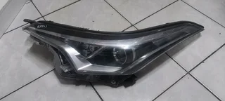Toyota C-hr 2017-2019 Headlight Lhs Available
