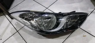 HYUNDAI ELANTRA 2011-2016 HEADLIGHT RHS