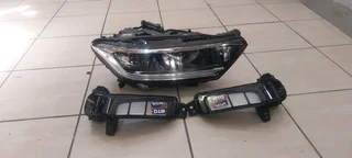 VW T-ROC IQ HEADLIGHT AND FOG LIGHTS