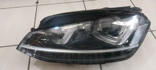 VW GOLF 7 R-LINE HEADLIGHTS