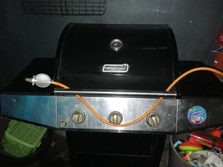 Megamaster 3 burner gas braai ....takes a lot of meat...perfect for boere wors stand