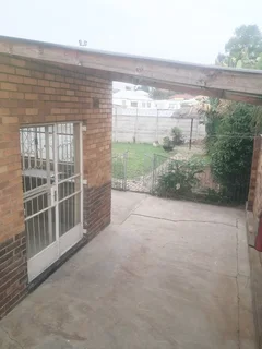 Studio Apartment for Rent in Delville!