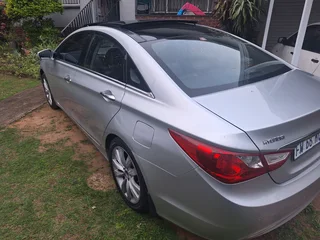 Hyundai Sonata gls EXECUTIVE R78000 onco