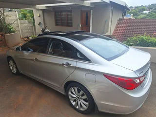 2011 Hyundai Sonata AUTO R85000 neg or swap for suv or bakkie