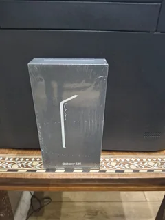Samsung S25 (256GB)