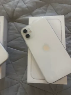 iPhone 11 64GB white