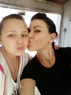 Hi im Tamm and really desperately  looking for work