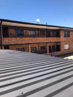 Roof Leaks?rusty?faded Colours?Pealing Paint?damp Walls?...Call Vusi 083 339 4598