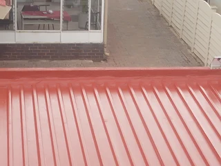 Roof Leaks?Damp Walls?Pealing Paint?.Torch-On waterproofing..Call Vusi 083 339 4598